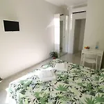 Konukevi Vimercati 30 4*