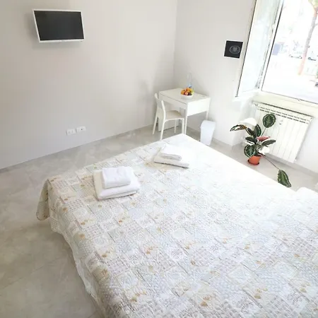 Vimercati 30 ゲストハウス